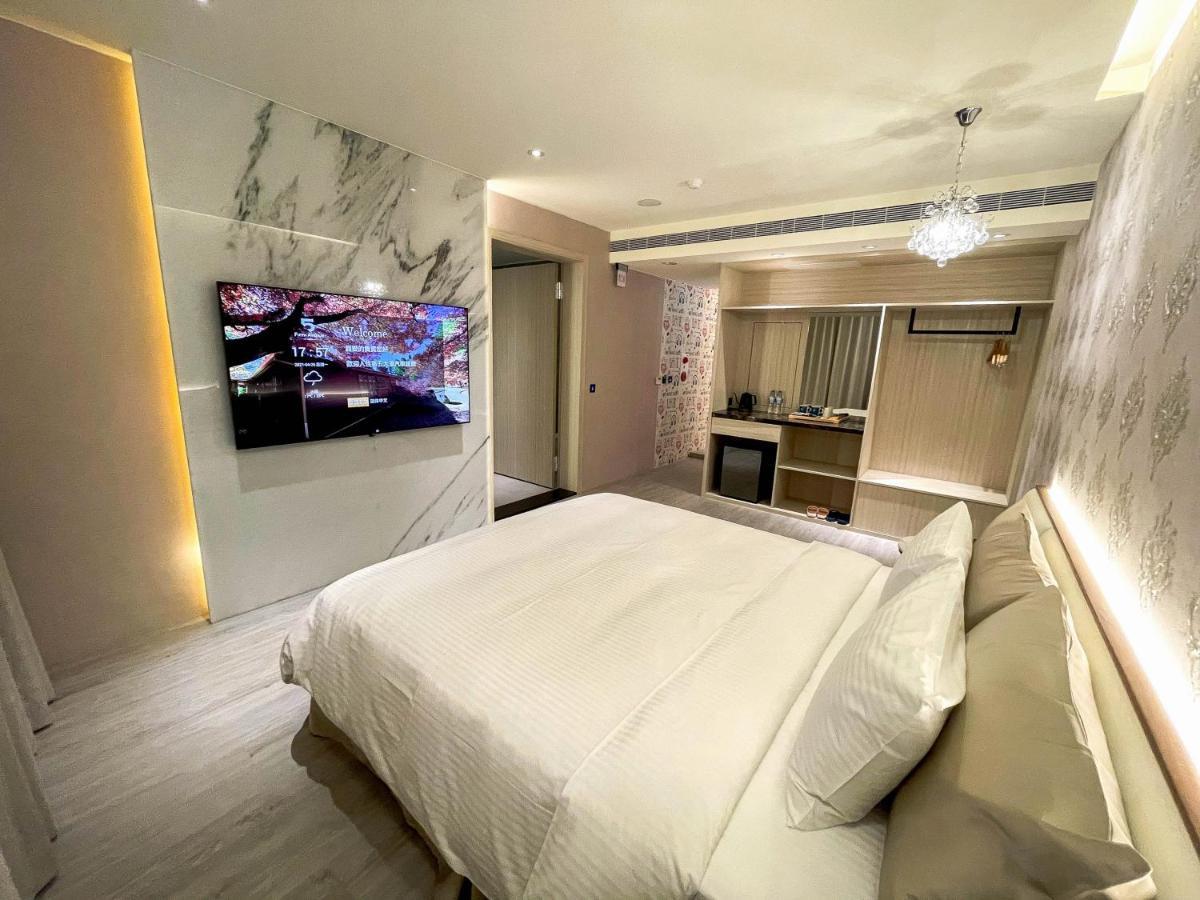 Fifth Avenue Motel Тайчжун Екстер'єр фото