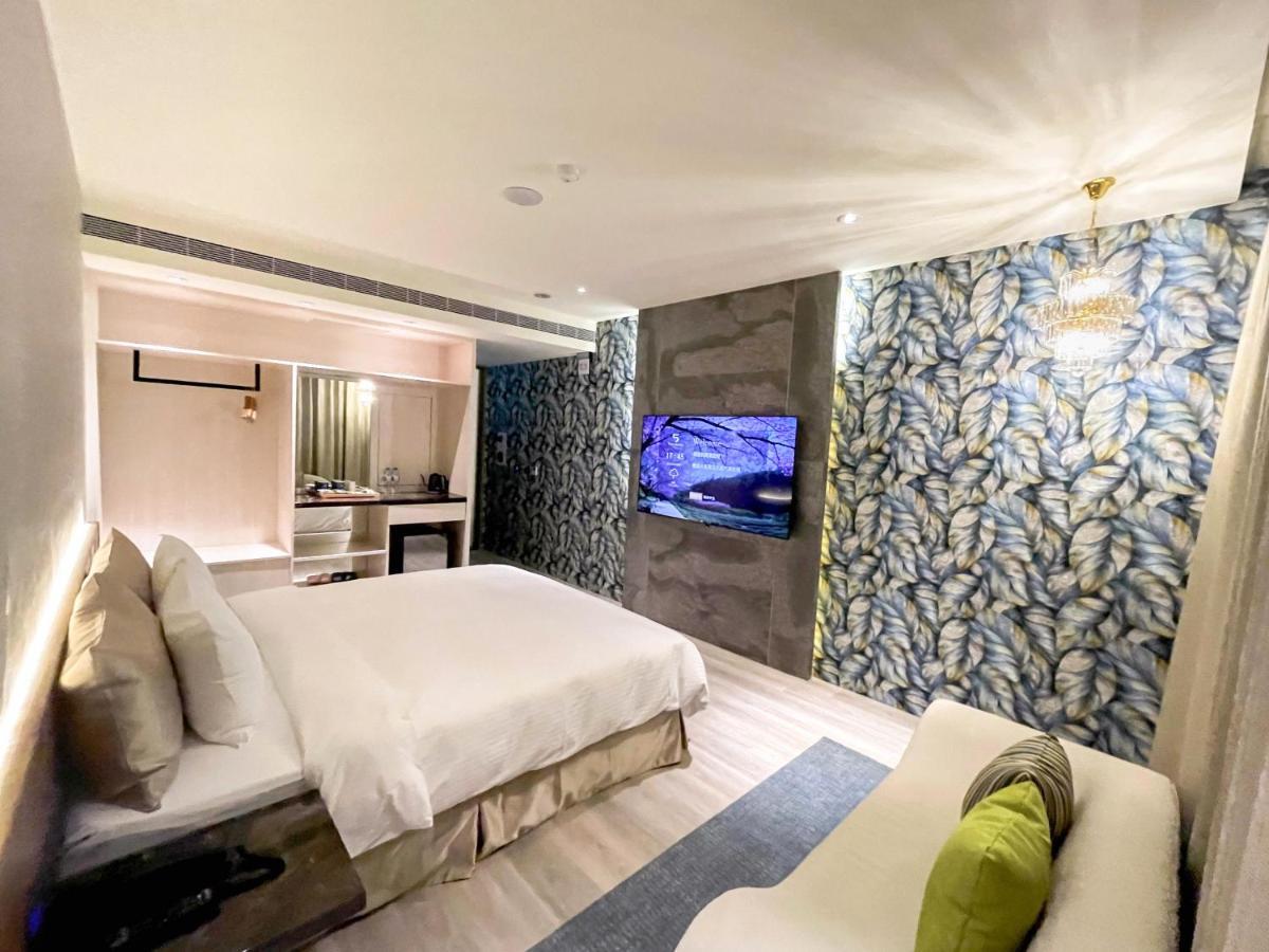 Fifth Avenue Motel Тайчжун Екстер'єр фото
